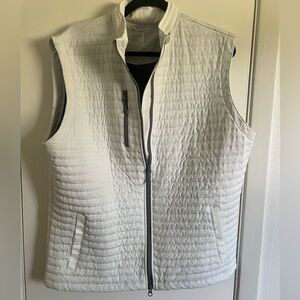 Johnnie-O Men's Crosswind Quilted Performance Vest